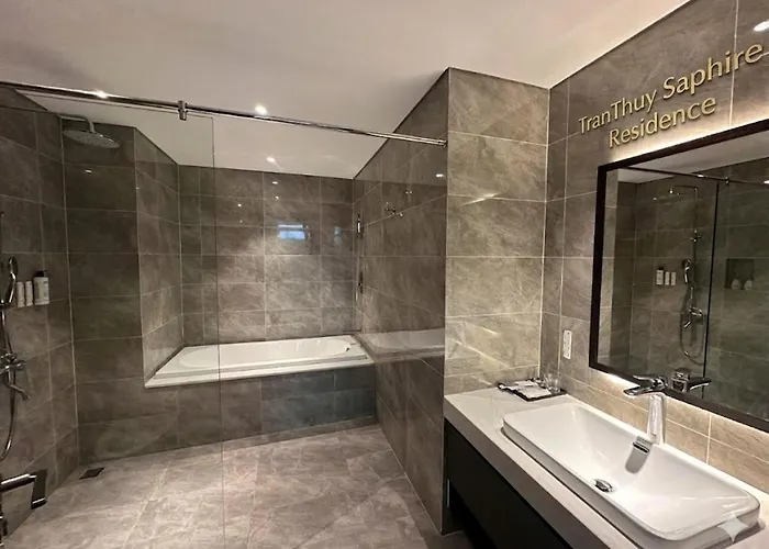 The Saphire - Tranthuy Sea View Aparthotel *