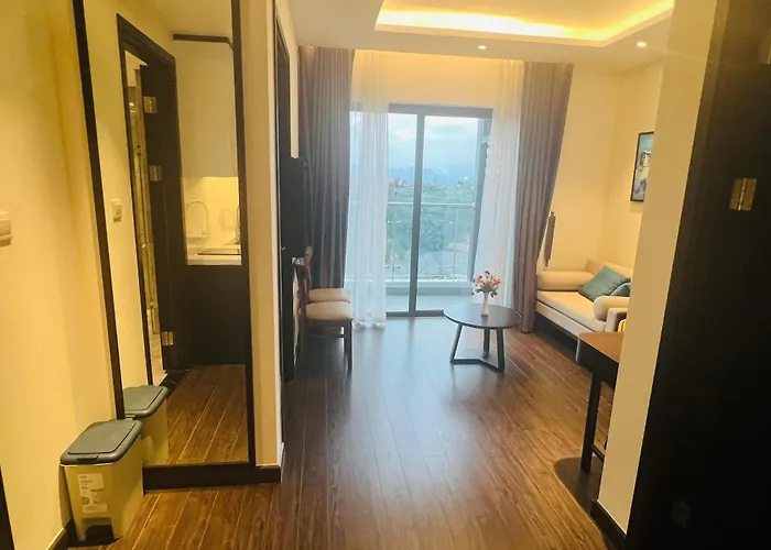 The Saphire - Tranthuy Sea View Aparthotel Ha Long