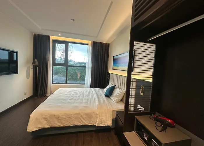 The Saphire - Tranthuy Sea View Aparthotel *